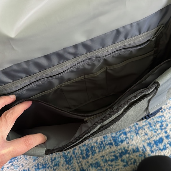 Timbuk2 laptop bag - Picture 3 of 10